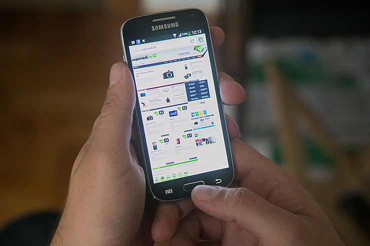 Samsung Galaxy S4 mini (23).jpg